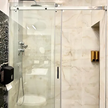 Vacanze Romane 7 Languages 4*