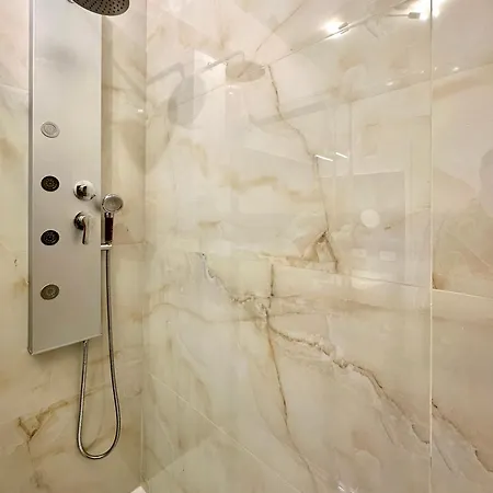 Vacanze Romane 7 Languages Konukevi